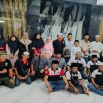 Indahnya Berbagi di Bulan Suci Ramadhan, Media Fajar Nusantara News Berikan Sembako Dan Buka Puasa Bersama Anak Yatim