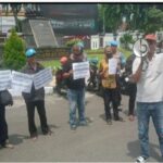 Kedatangan Ahmad Sahroni Temui Ivan Sugianto Tersangka Bullying Anak Dipersoal, AWPH Akui Demo Di Kantor DPW Nasdem Jatim Di Support Oknum Pengurus