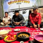 Silaturahmi Bareng Ormas Madas Gresik Di Kediaman Sesepuh Bapak Mahmud Yang beralamat Jl. Usman Sadar 14 A Gresik