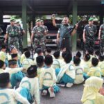 Belajar di Markas TNI, Siswa MI Plus Darunnajah Serap Nilai Kebangsaan