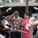 Tongkat Komando Berganti, Polres Sampang Gelar Tradisi Pedang Pora Sambut Kapolres Baru AKBP Anang Hardiyanto